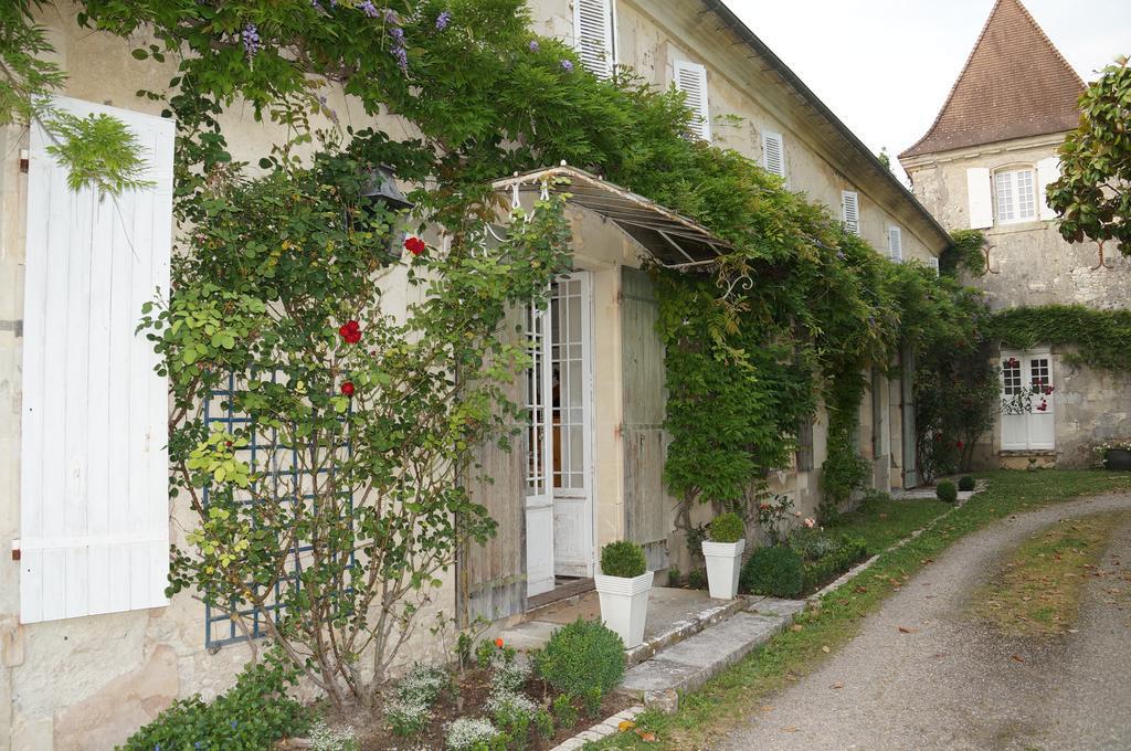 Chateau De Puyrigaud Panzió Léoville Kültér fotó
