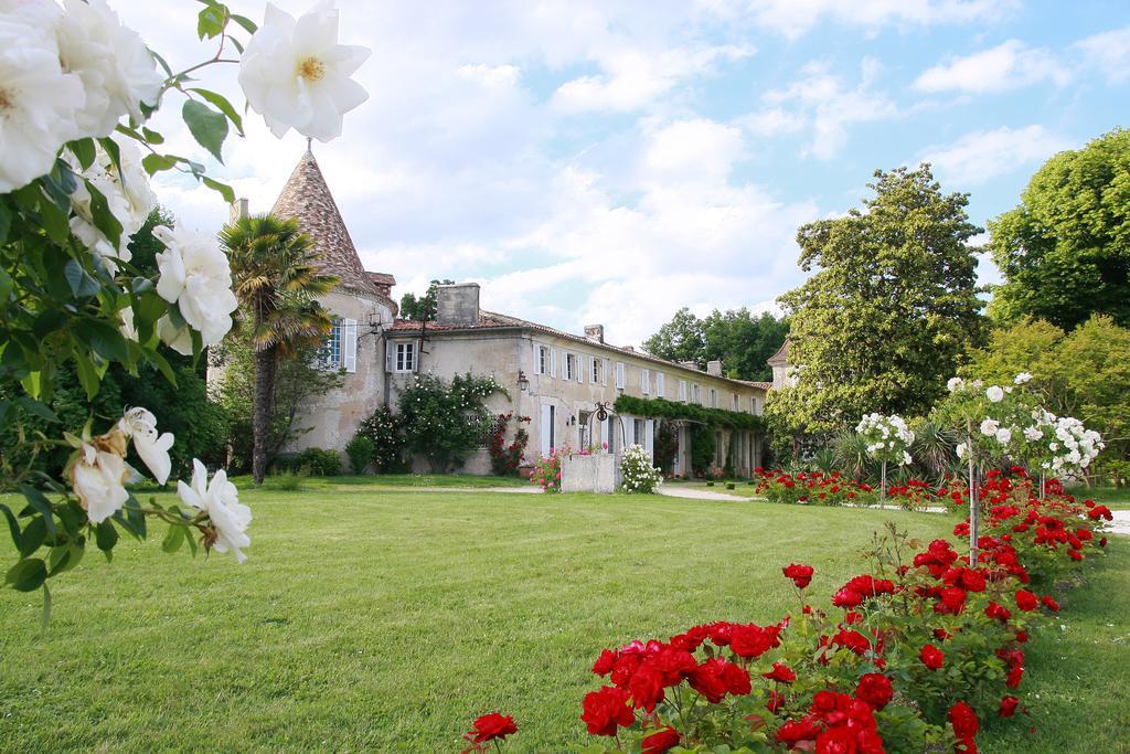 Chateau De Puyrigaud Panzió Léoville Kültér fotó