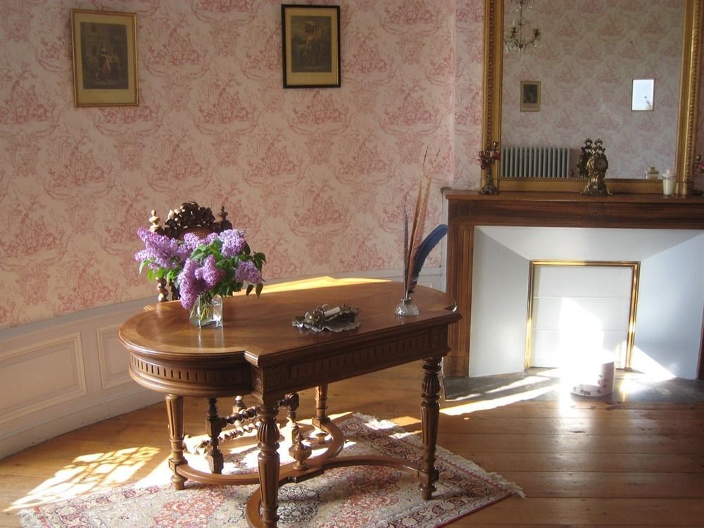 Chateau De Puyrigaud Panzió Léoville Kültér fotó